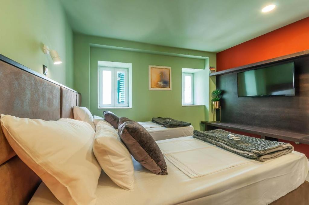 X Boutique Marinac Studio Apartments & Rooms Šibenik Екстериор снимка